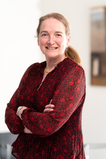 Corinne ESTIEVENART